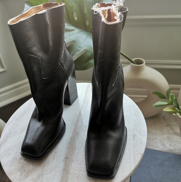 Saint Laurent YSL Leather Boots - Picture 10 of 10